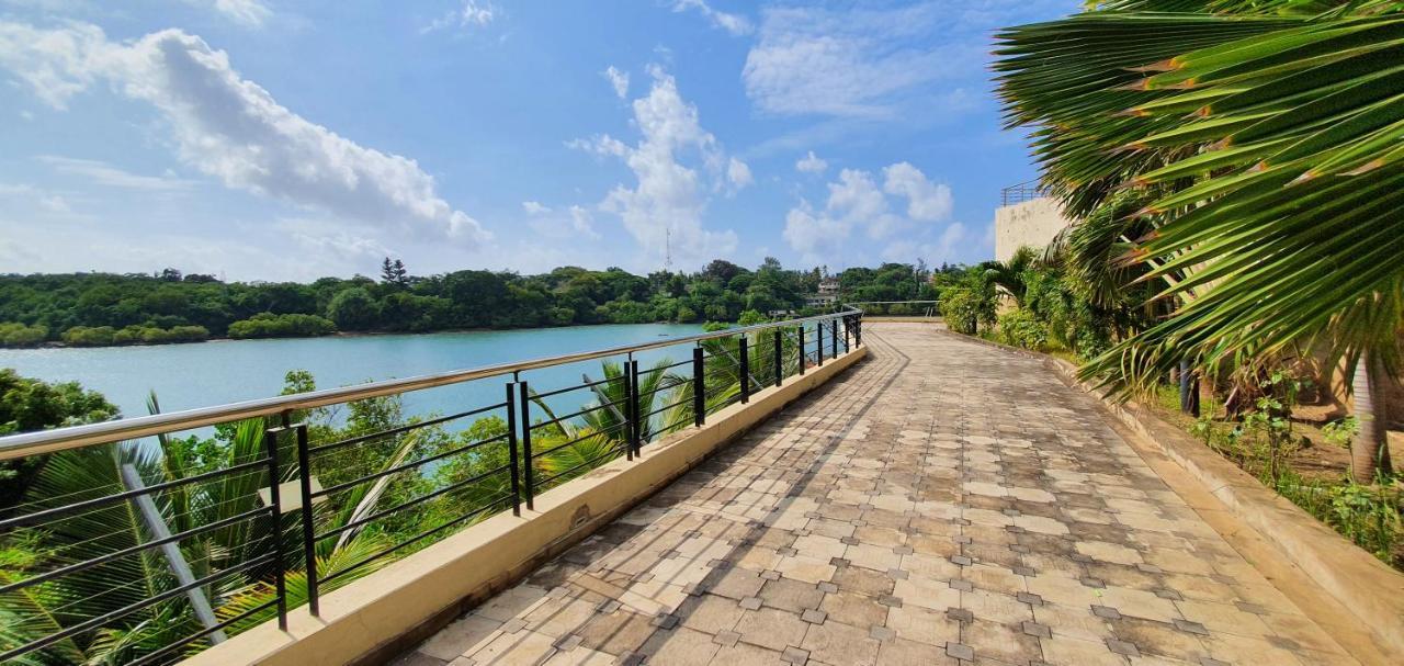 Penthouse Five - The Beautiful 3Br En-Suite Apt Mombaça Exterior foto