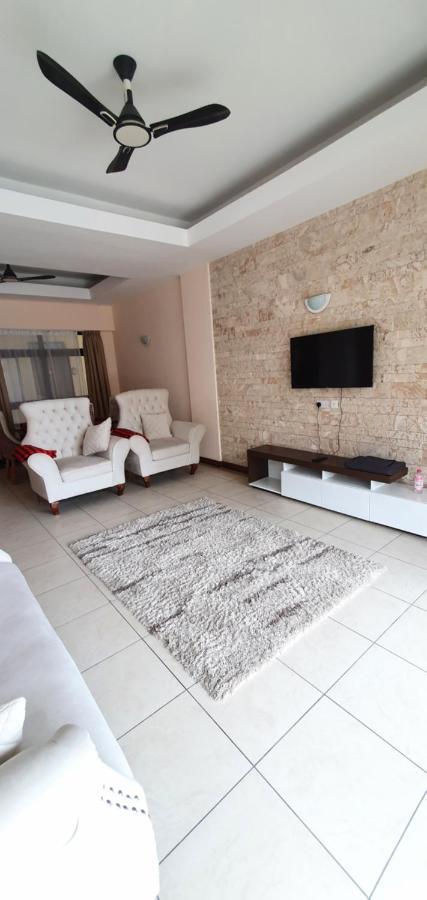 Penthouse Five - The Beautiful 3Br En-Suite Apt Mombaça Exterior foto
